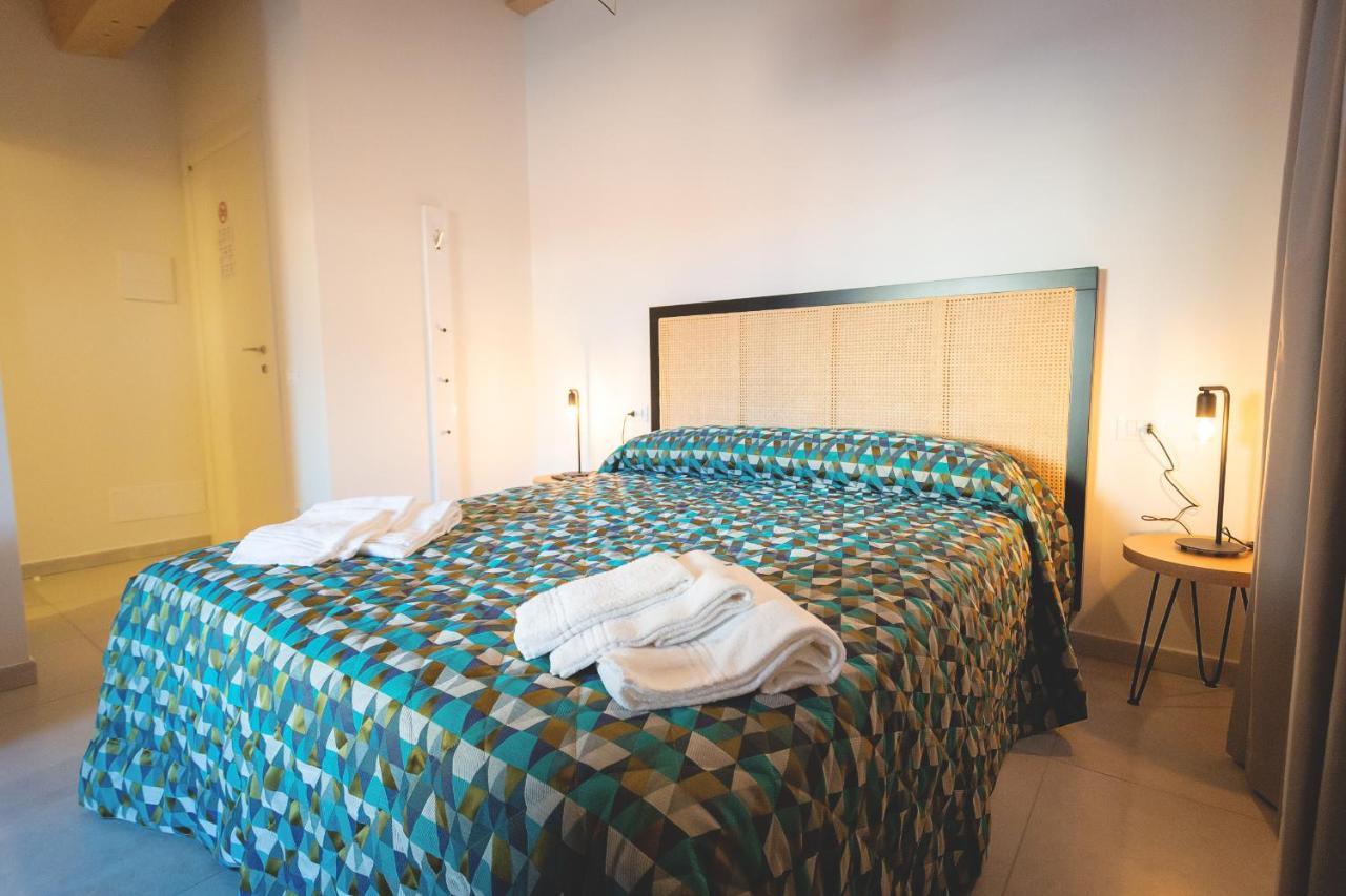 Via Siena 4 - Suites & Rooms Marina di Cecina Exterior foto